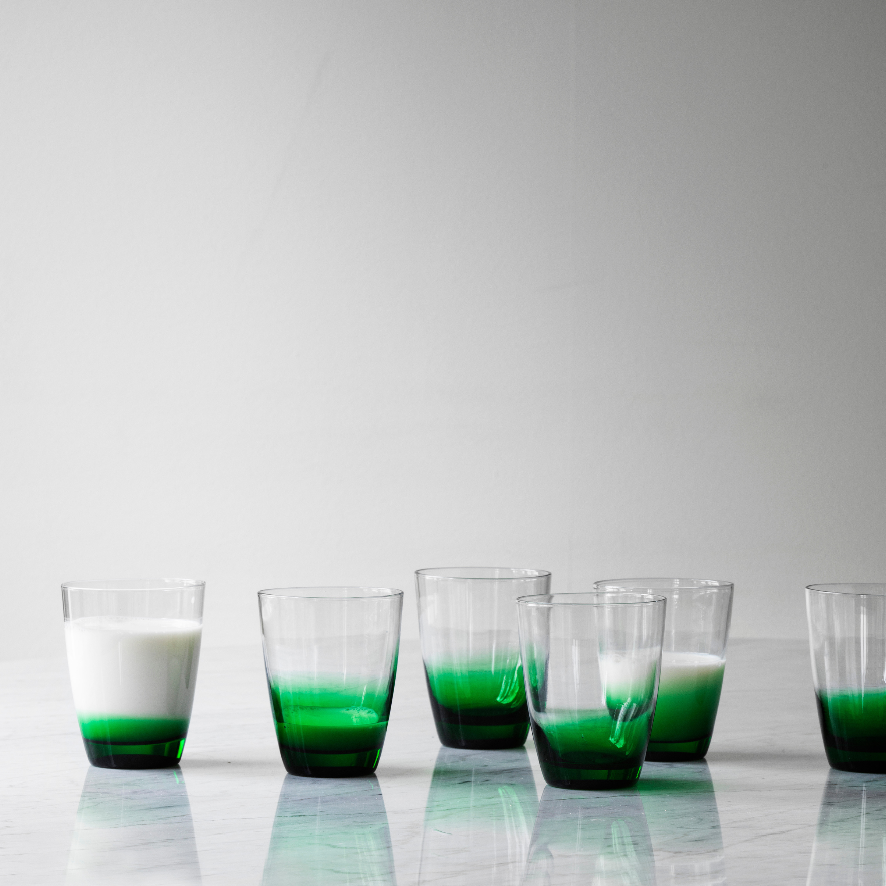 Hue Glass Green